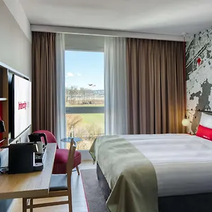 **** فندق Intercityhotel Zuerich Airport سويسرا