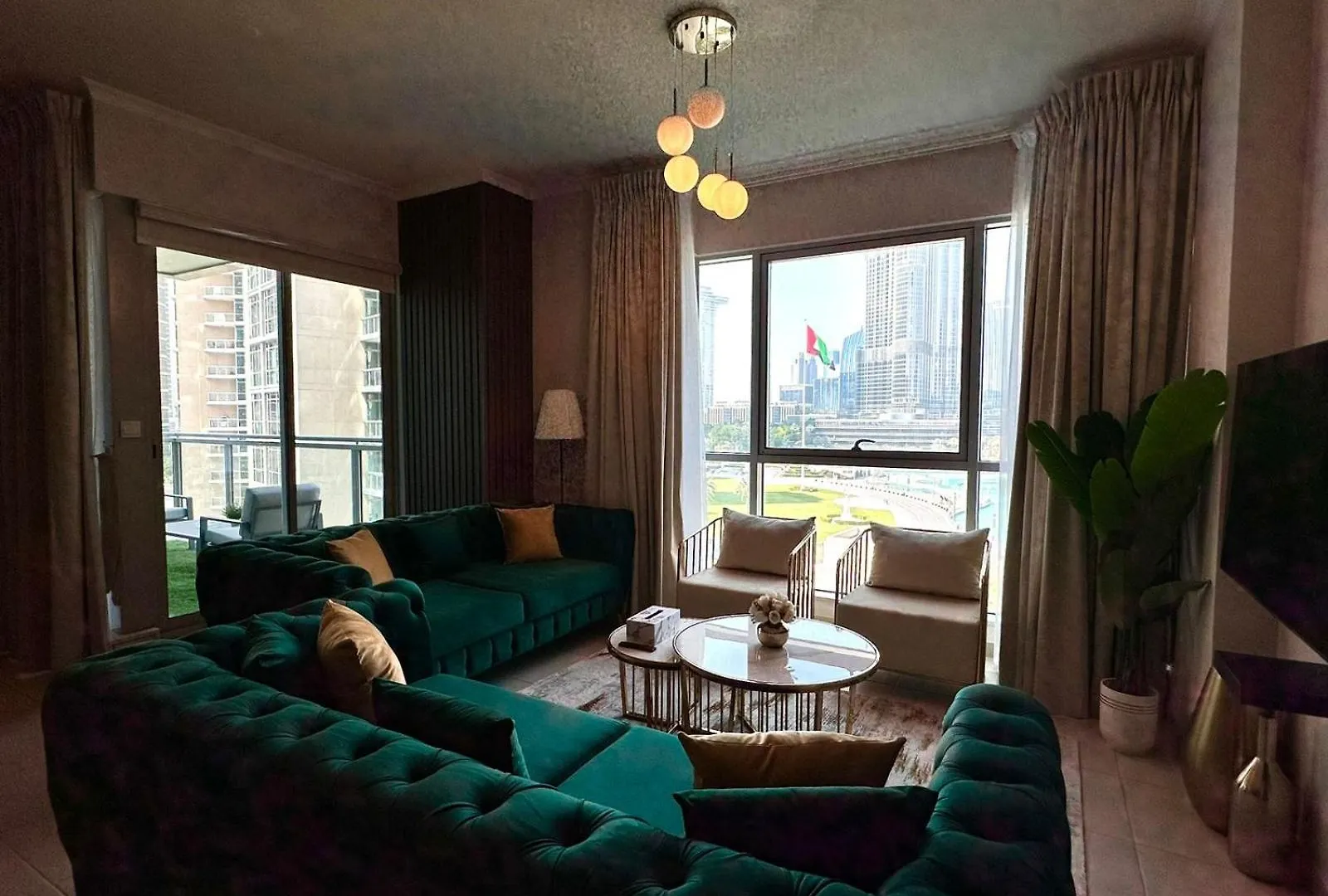 شقة Durrani Homes - Opulent 4Br Besides Burj Khalifa & Fountain دبي الإمارات العربية المتحدة