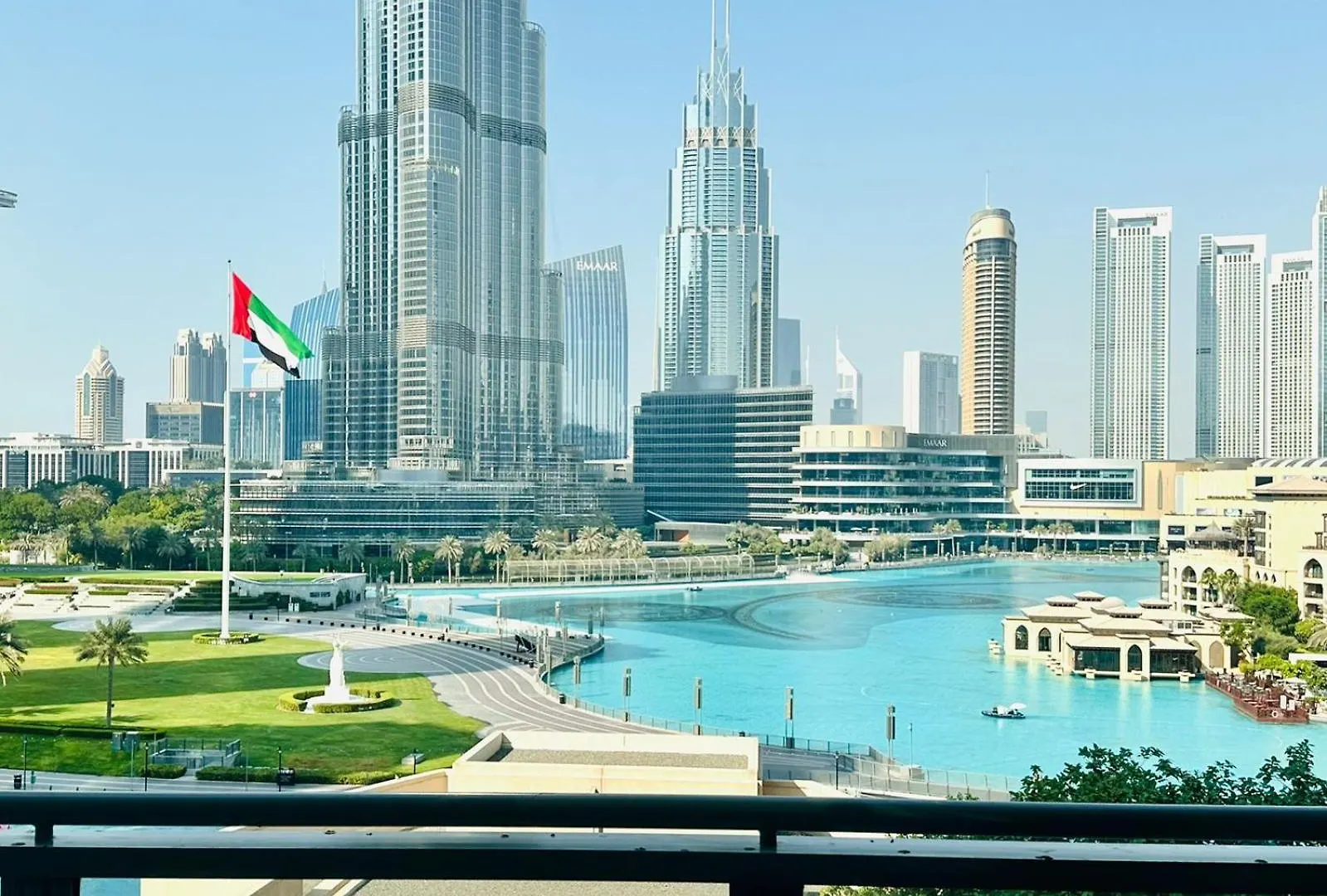 Durrani Homes - Opulent 4Br Besides Burj Khalifa & Fountain Dubai